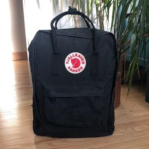 Fjallraven Classic Kanken Black Backpack